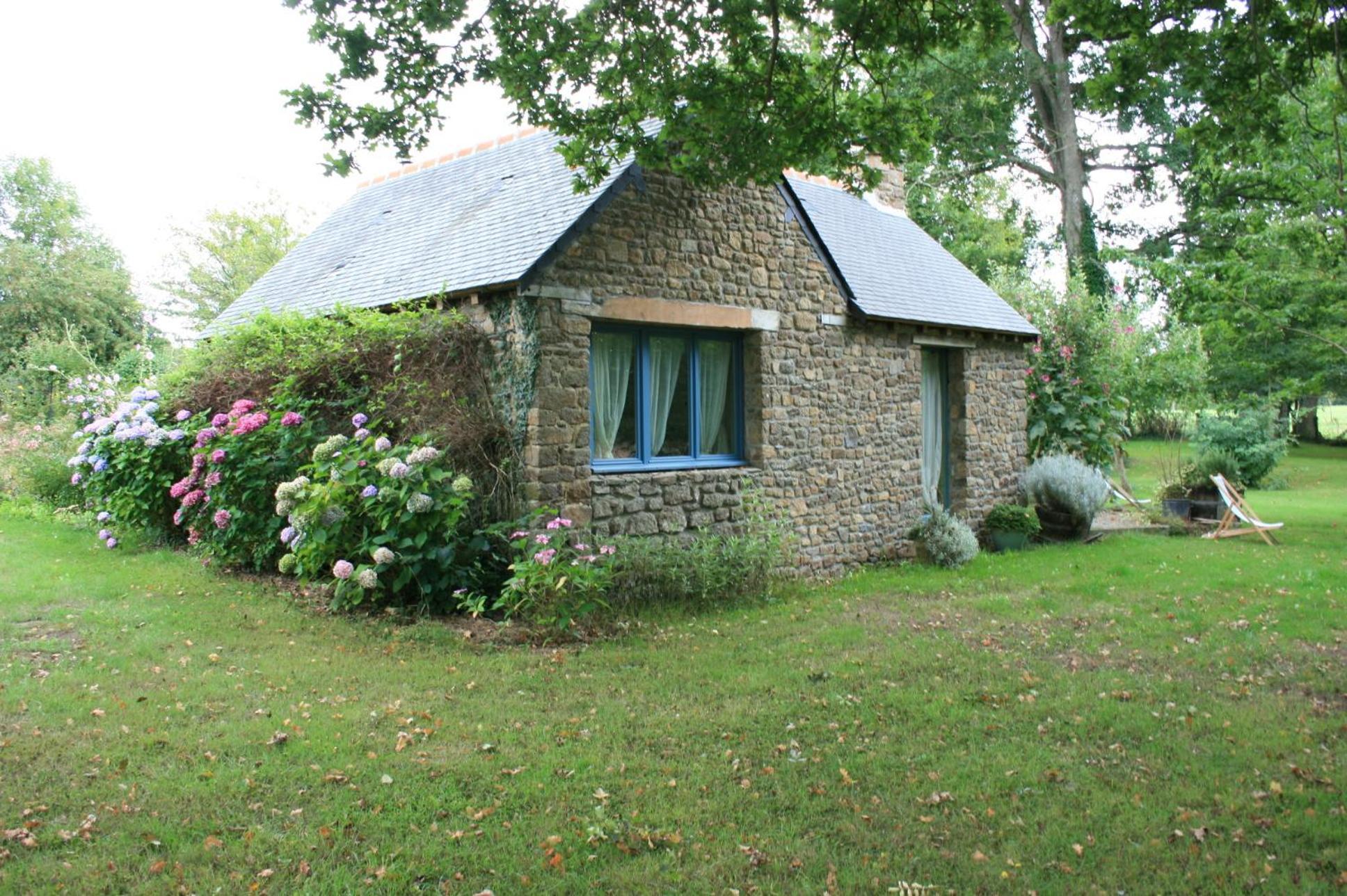 Au Pont Ricoul Acomodação com café da manhã Saint-Pierre-de-Plesguen Exterior foto